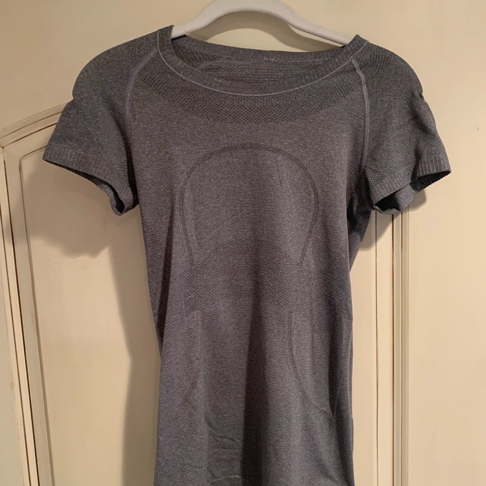 Grey Lululemon Top